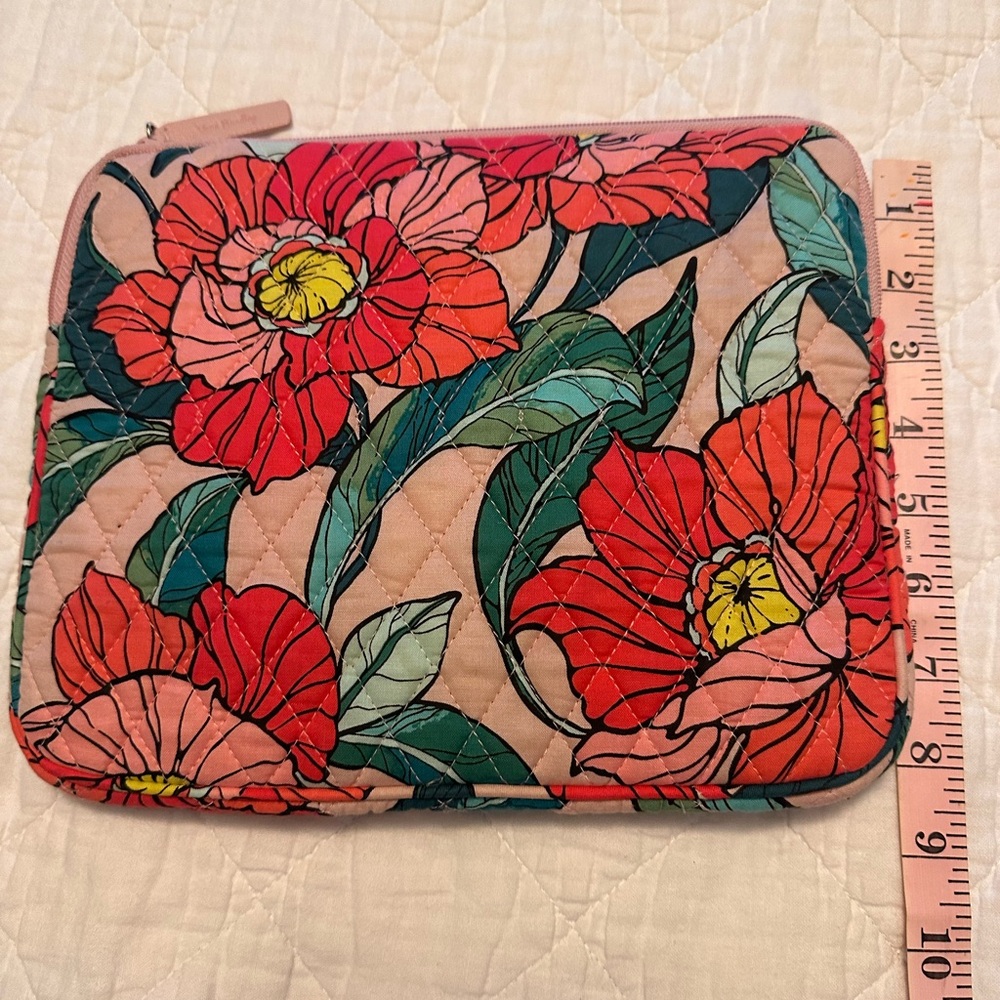 Vera Bradley mini iPad or small laptop case